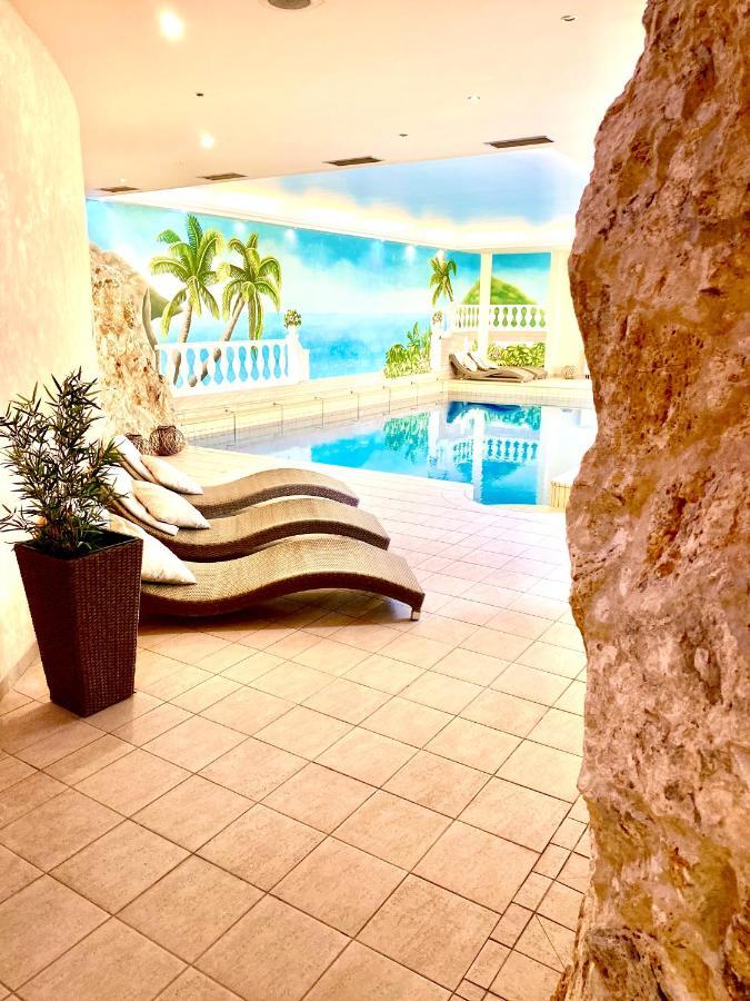 Nová Dubnica Parkhotel Na Baracke מראה חיצוני תמונה